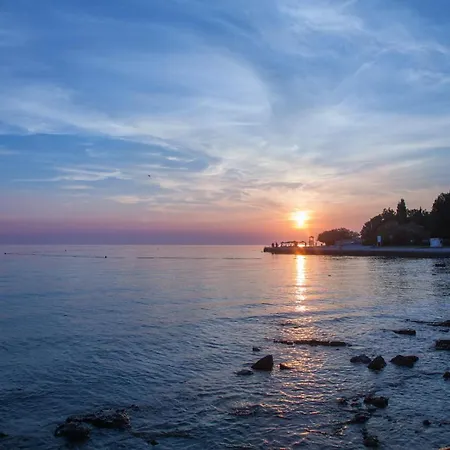 Ljubica For 2 Persons 150m From The * Porec
